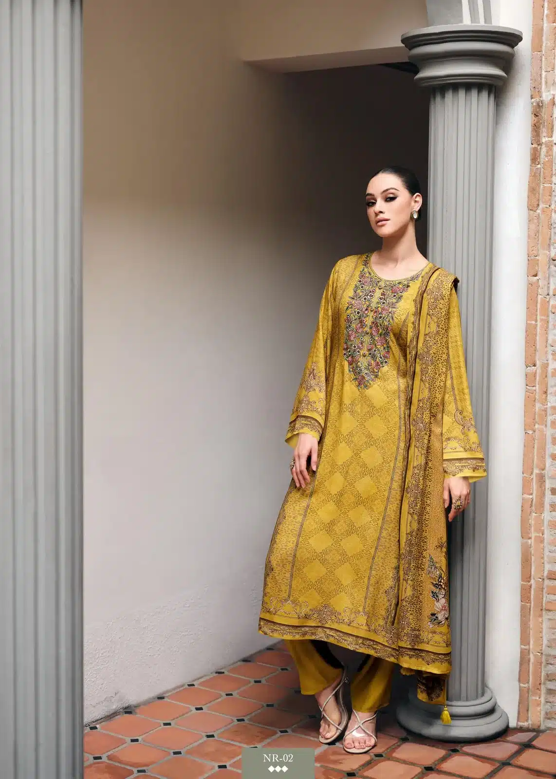 Varsha noorani ladies designer suit