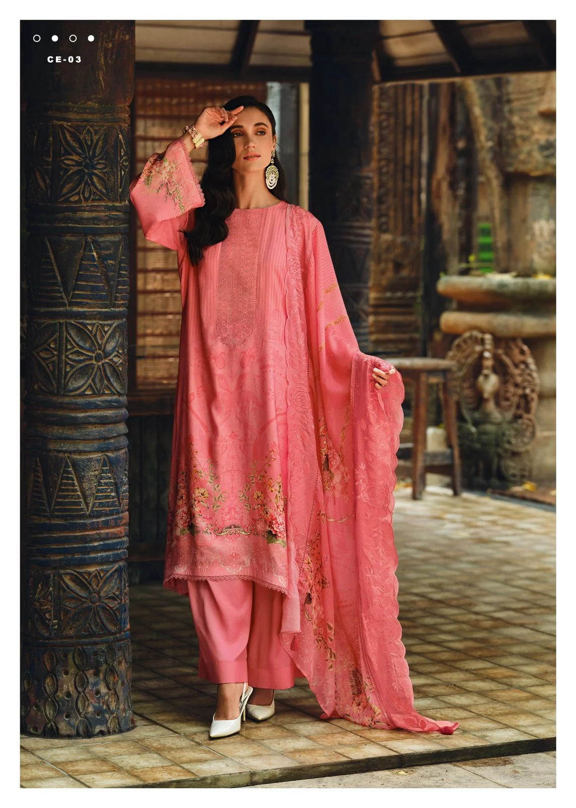 Varsha confetti ladies wholesaler suit in chandni chowk