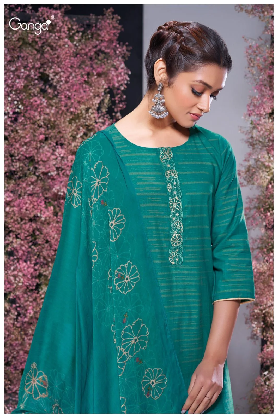 Ganga zhen 2712 ladies wholesaler suit