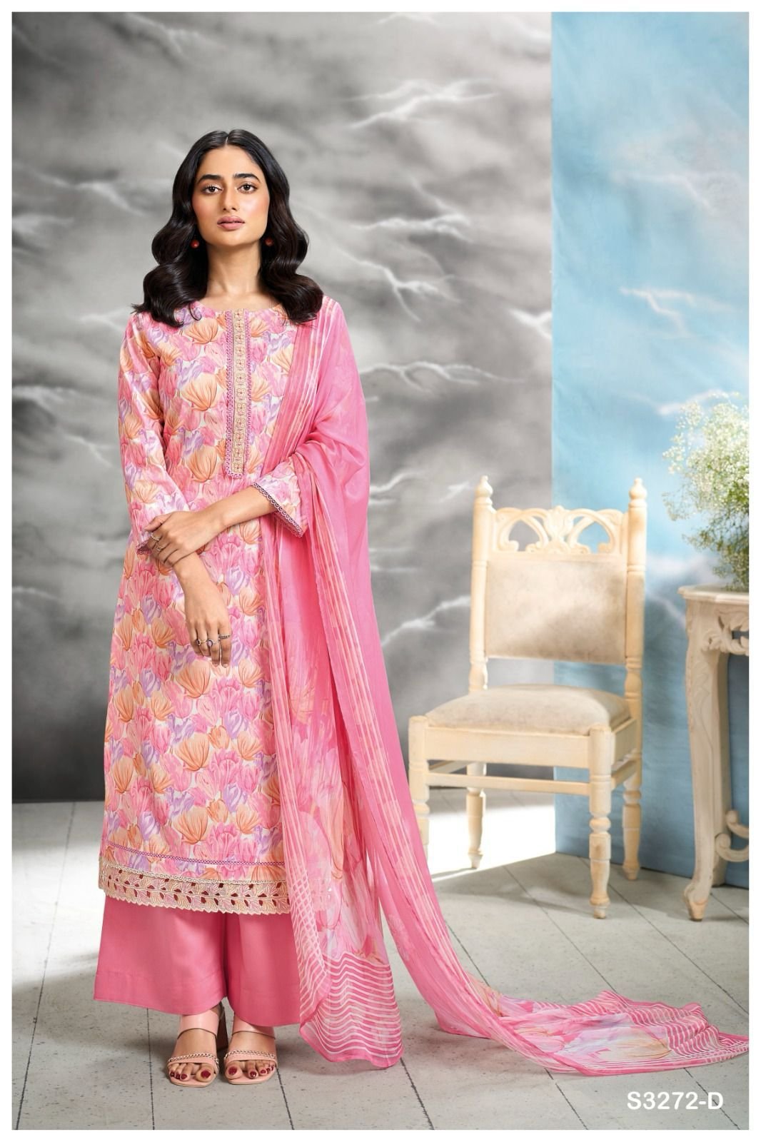 Ganga greta 3272 ladies wholesaler suit