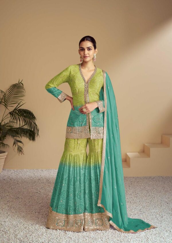 Chinon Embroidered Stitched Set