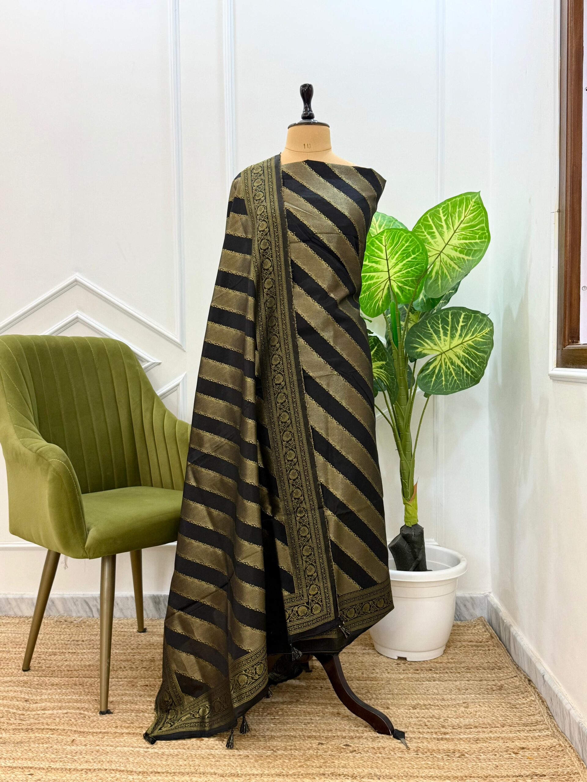 Exclusive Banarasi Dola Silk Jacquard Suit