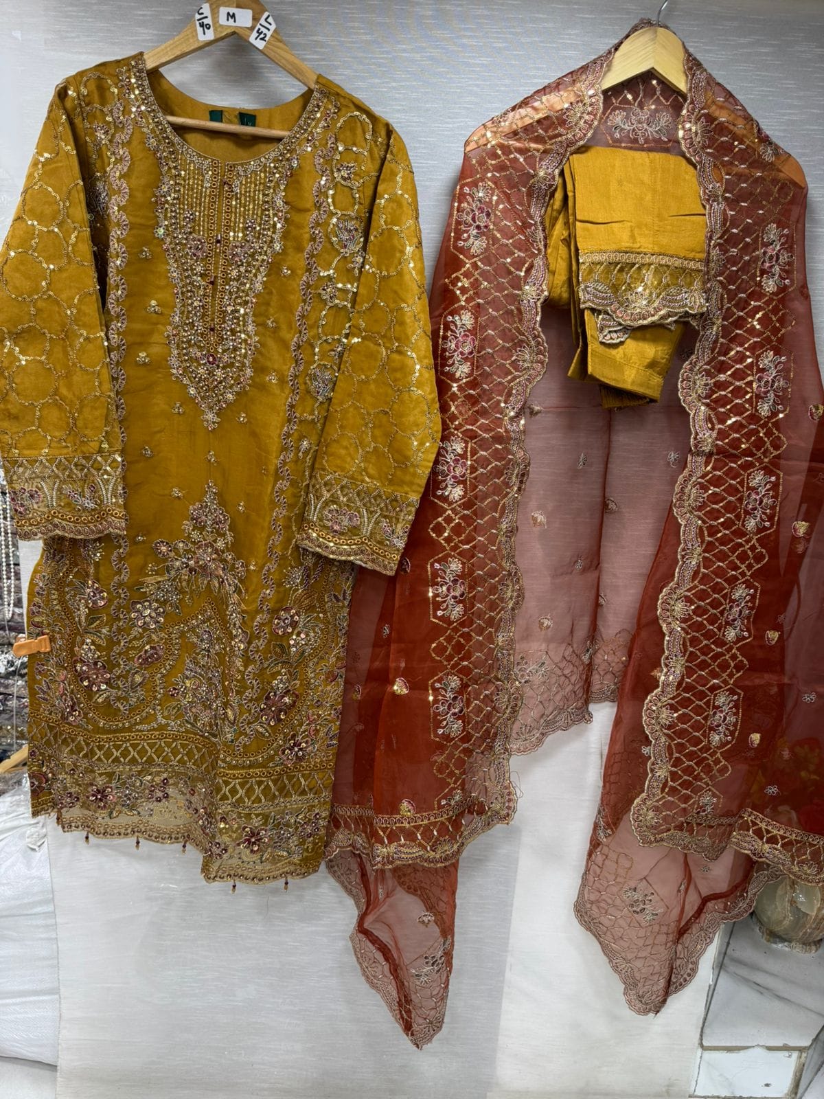 HUSNARA STITCHED Premium Suit