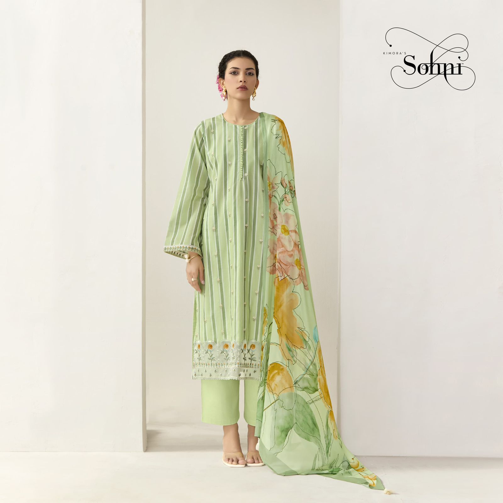 Kimora Sohni Cora – Embroidered Suit