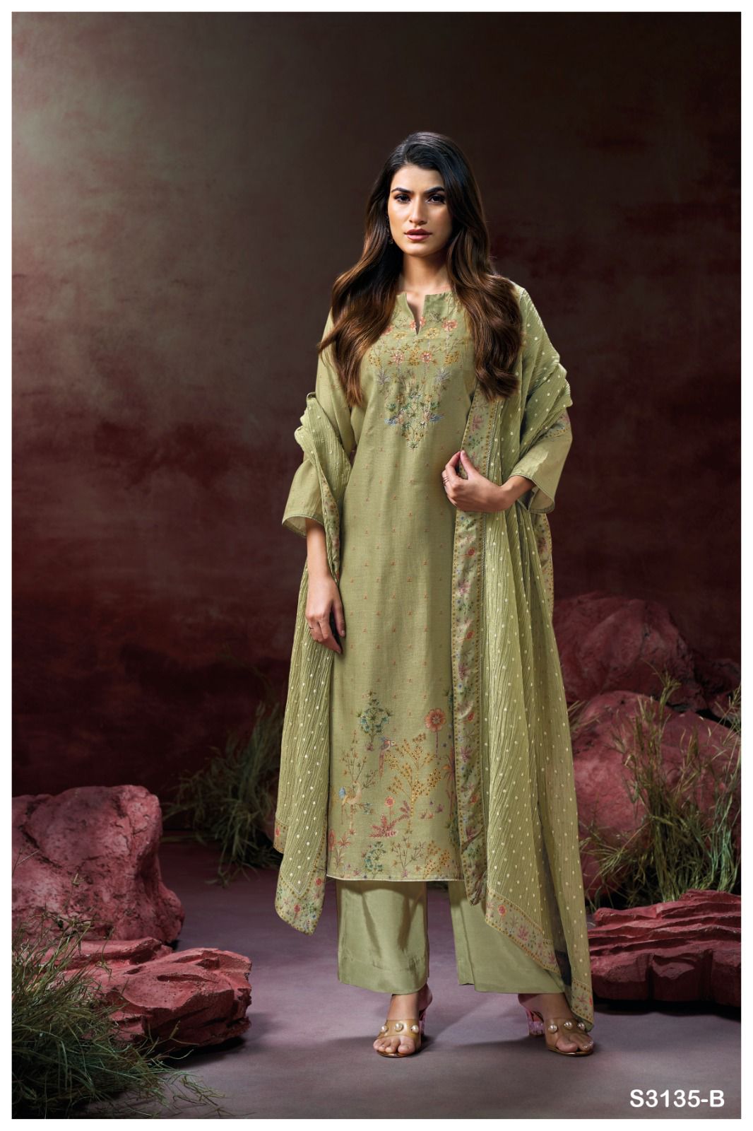 Ganga Berkley 3135 – Premium Bemberg Silk Jacquard Suit