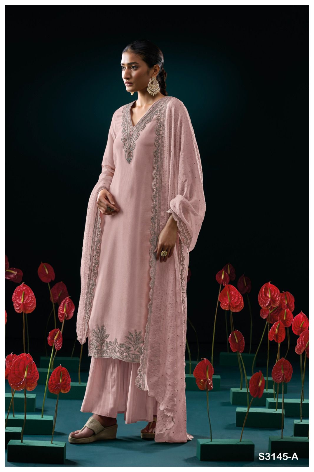 Ganga Grizela 3145 – Bemberg Silk Jacquard Suit