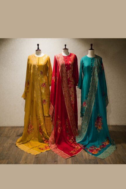 Varsha Suit Set Women