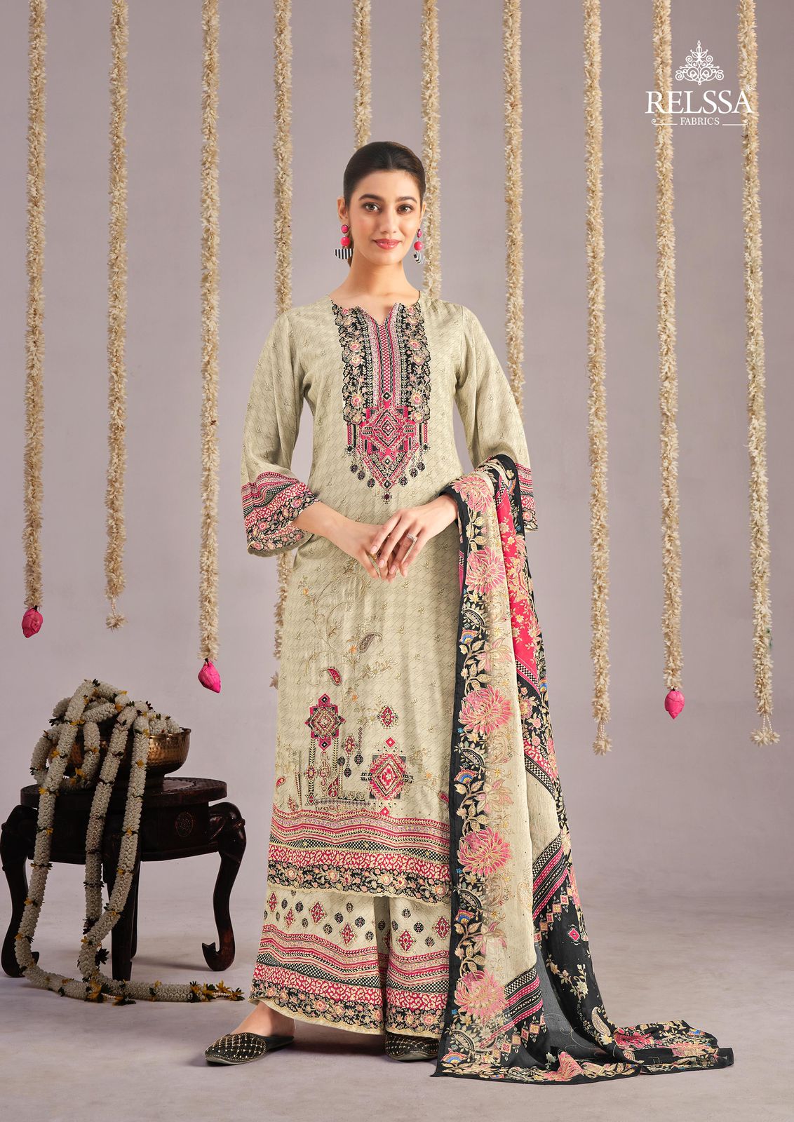 Relssa SAKSHI-09 – Designer Ethnic Suit Set