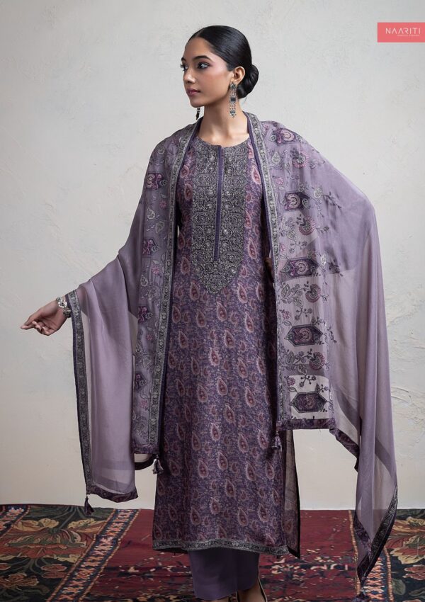 Naariti silk suit for women