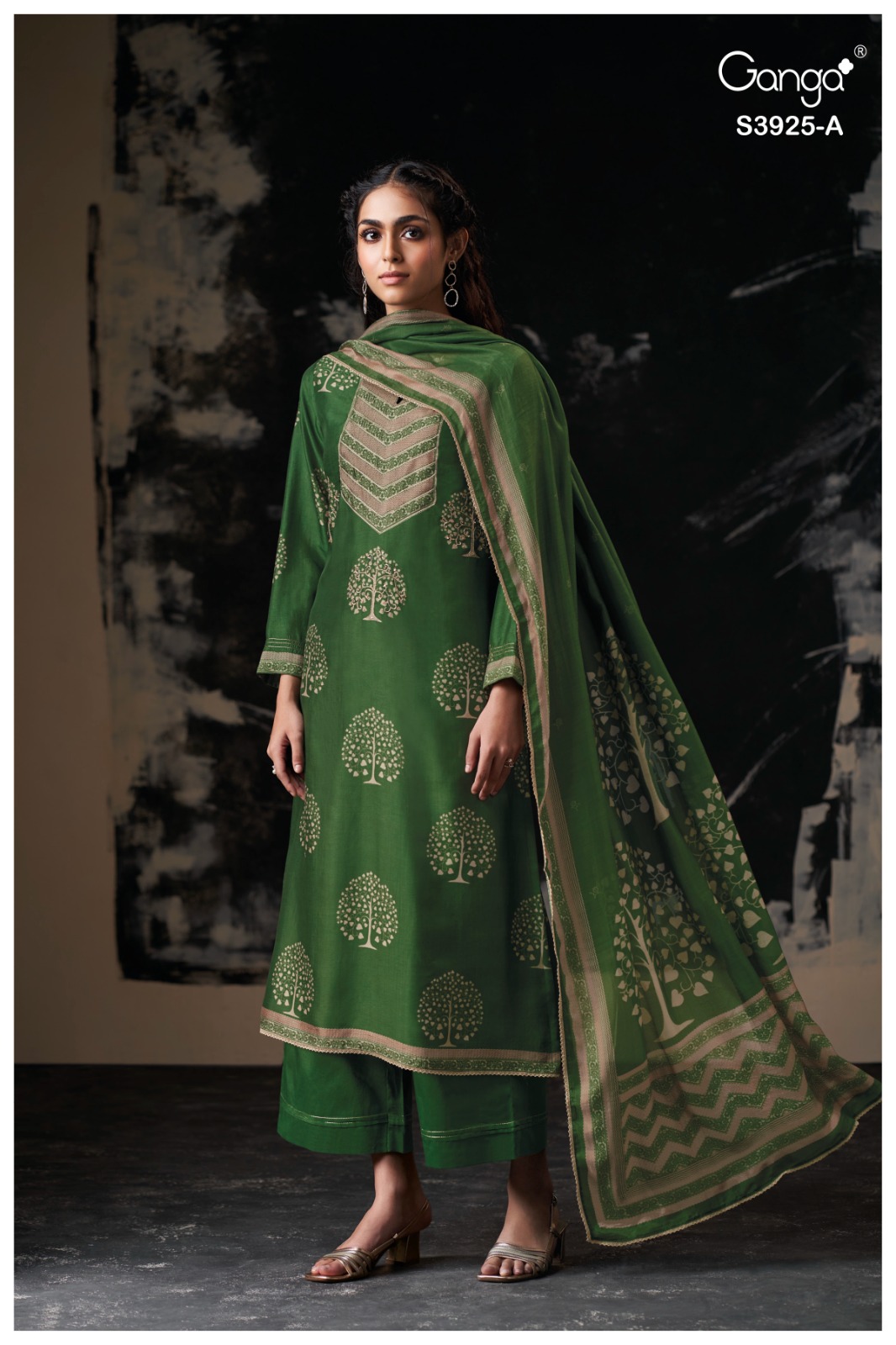 Ganga Jriya 3925 - Ethnic Ensemble | hand embroidery
